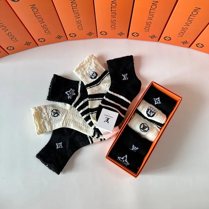 スーパーコピー ルイヴィトン 靴下
