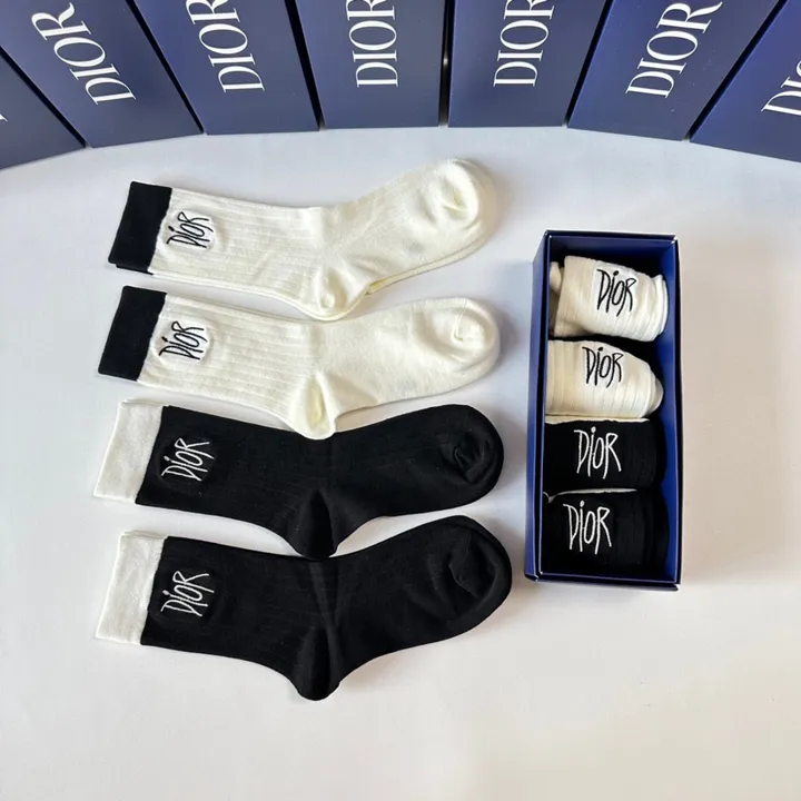 スーパーコピー ディオール 靴下