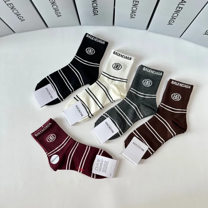 スーパーコピー バレンシアガ 靴下