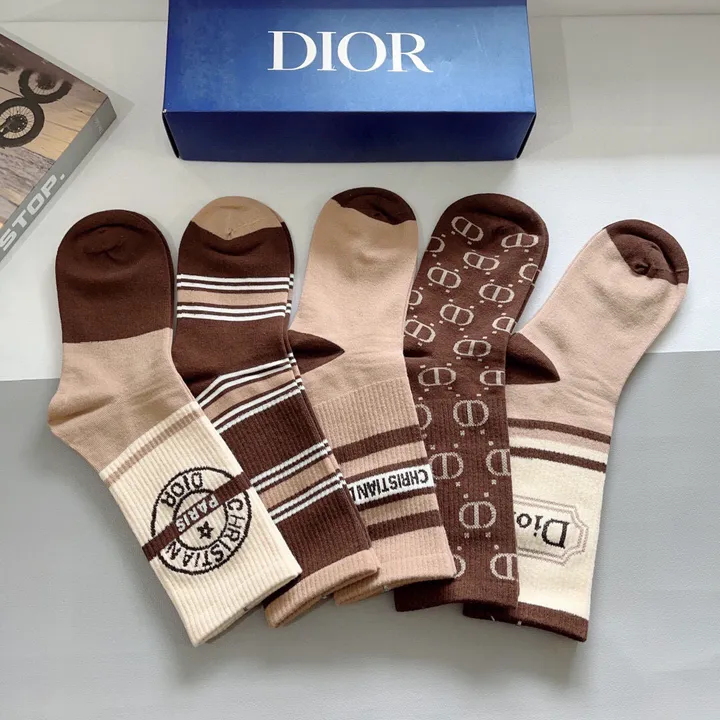 スーパーコピー ディオール 靴下