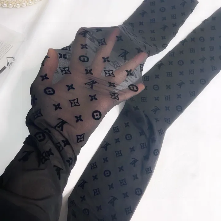 スーパーコピー ルイヴィトン 靴下