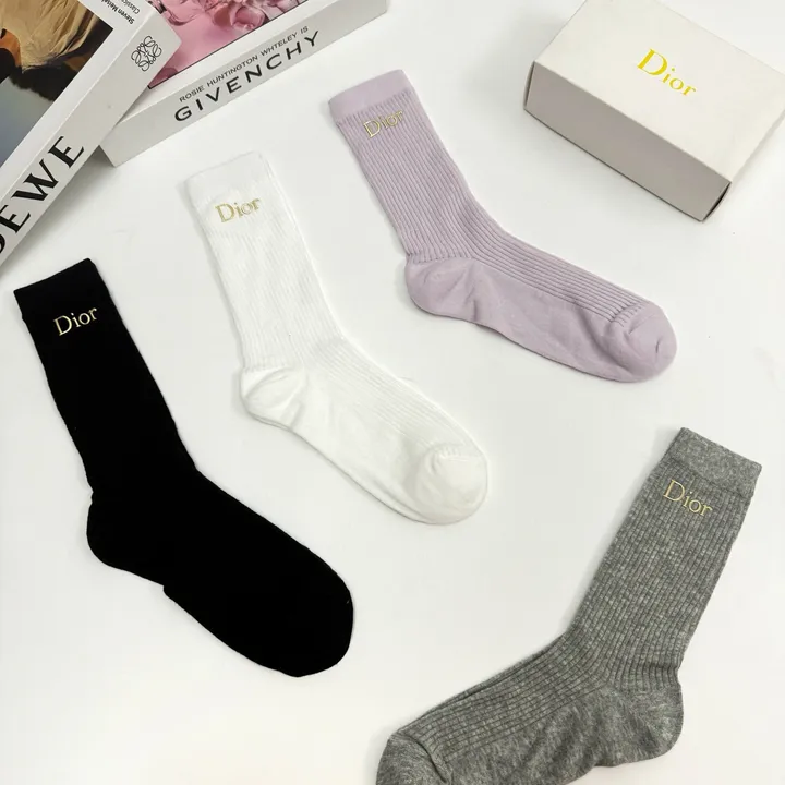 スーパーコピー ディオール 靴下