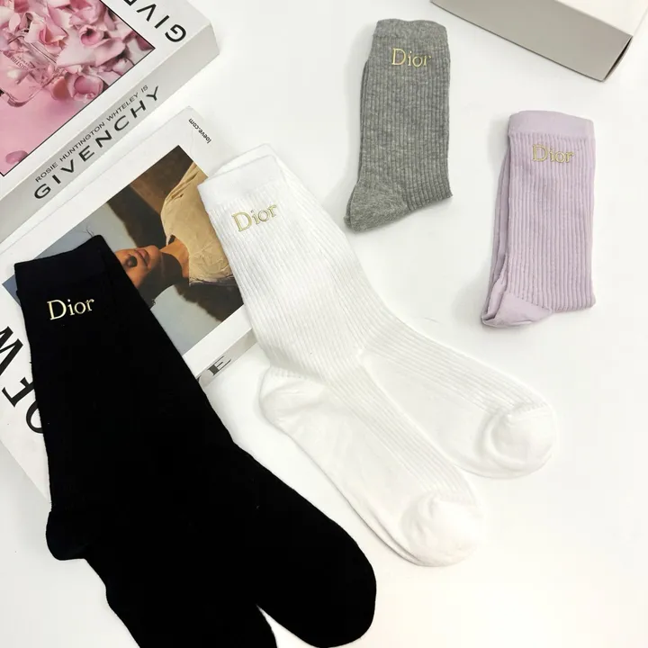 スーパーコピー ディオール 靴下