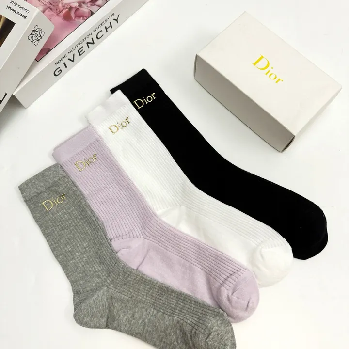 スーパーコピー ディオール 靴下