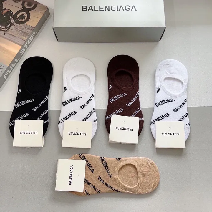 スーパーコピー バレンシアガ 靴下