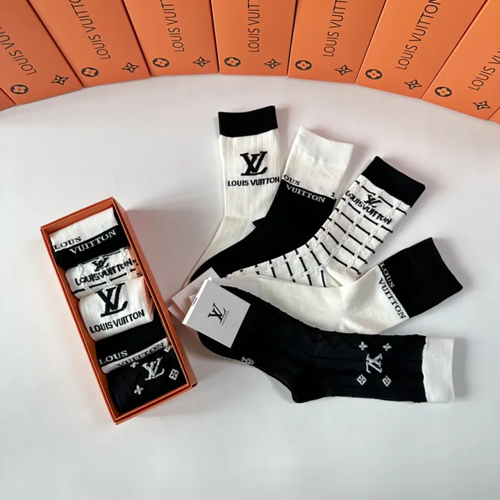 スーパーコピー ルイヴィトン 靴下