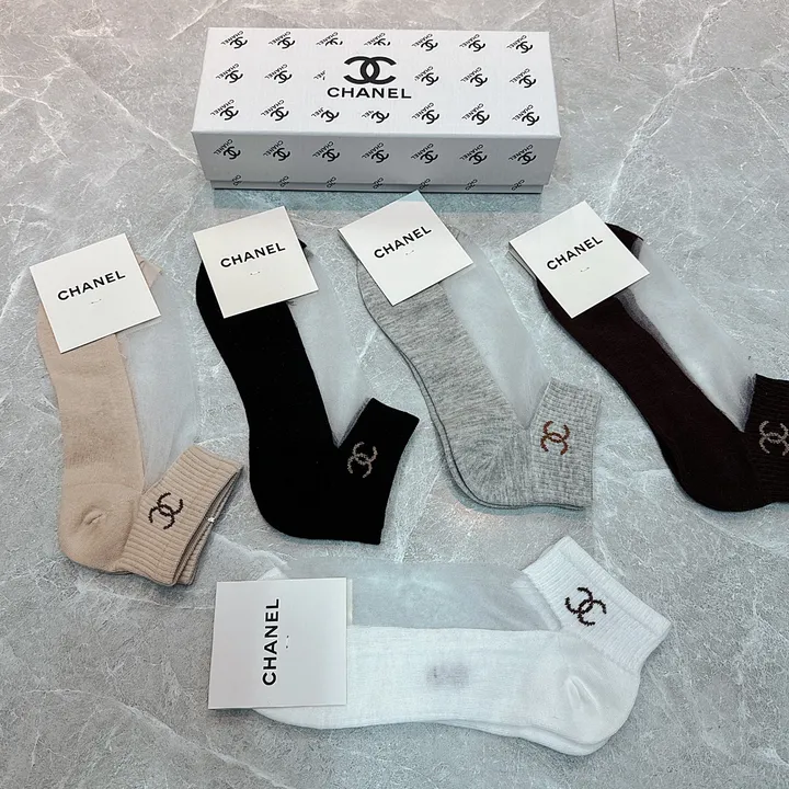 スーパーコピー シャネル 靴下