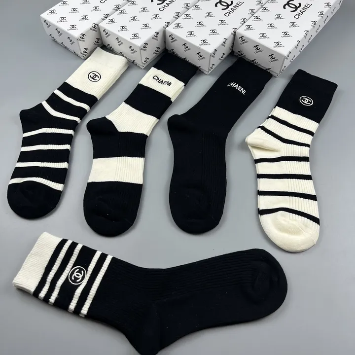 スーパーコピー シャネル 靴下