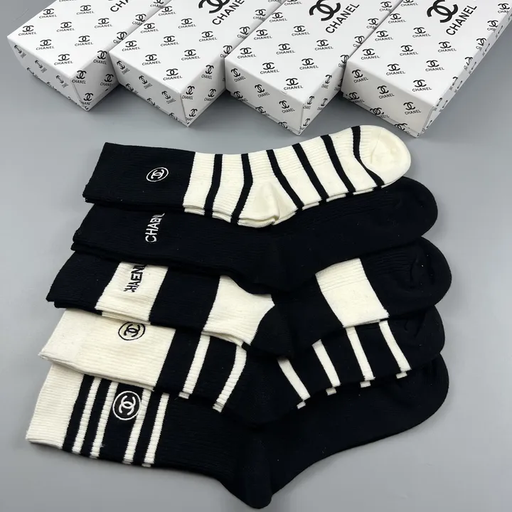 スーパーコピー シャネル 靴下