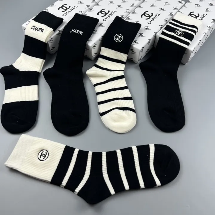 スーパーコピー シャネル 靴下