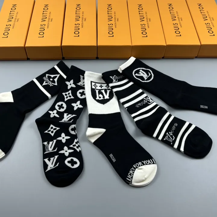 スーパーコピー ルイヴィトン 靴下