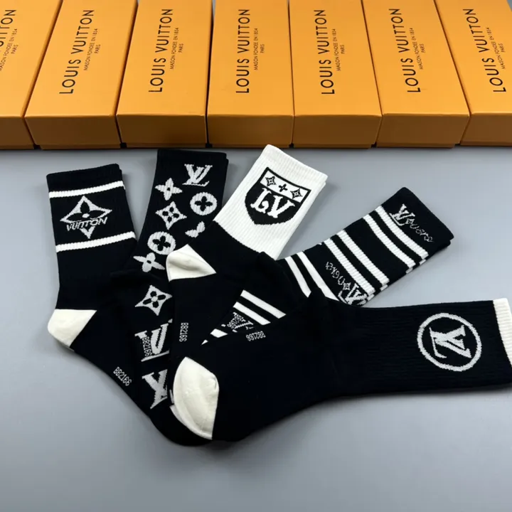 スーパーコピー ルイヴィトン 靴下
