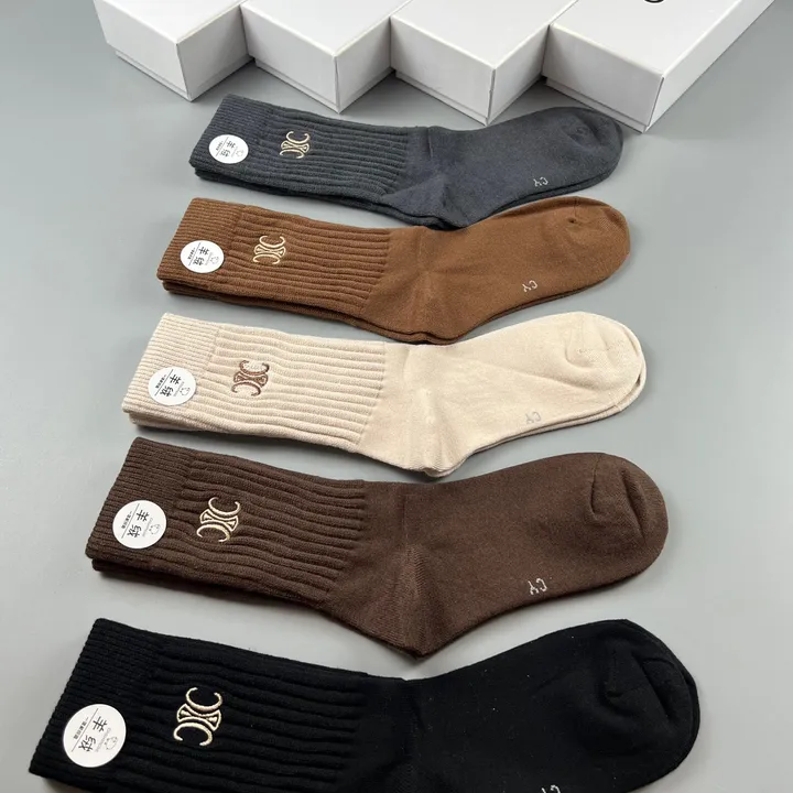 スーパーコピー ディオール 靴下