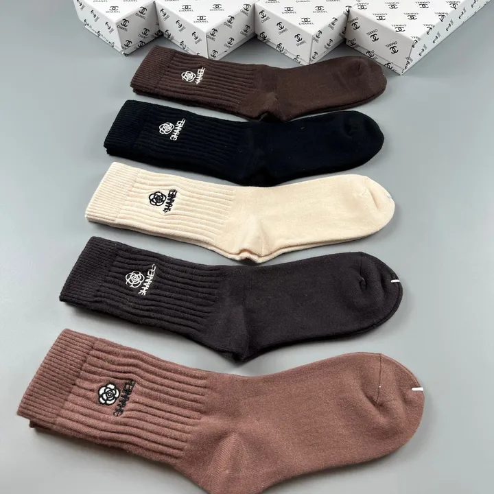 スーパーコピー シャネル 靴下