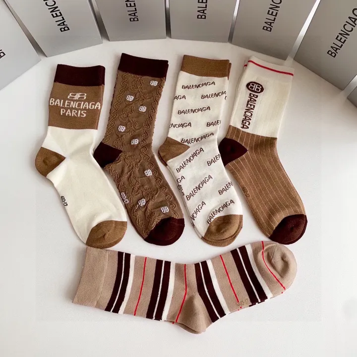 スーパーコピー バレンシアガ 靴下