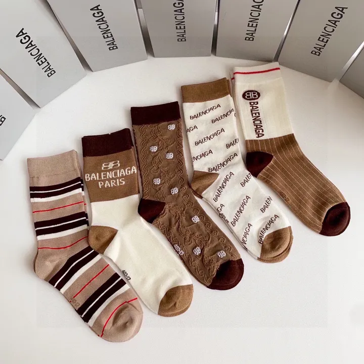 スーパーコピー バレンシアガ 靴下