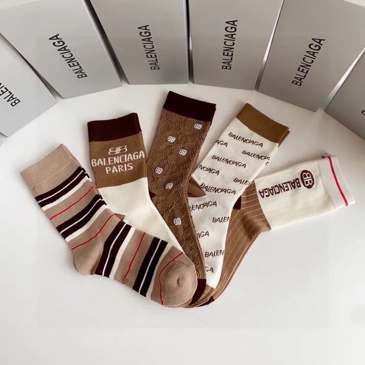 スーパーコピー バレンシアガ 靴下