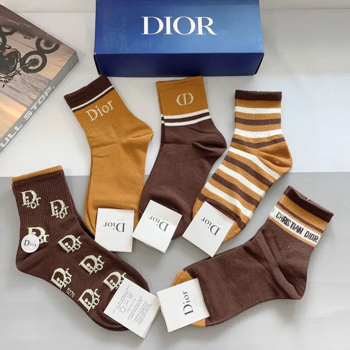 スーパーコピー ディオール 靴下
