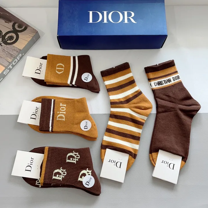スーパーコピー ディオール 靴下