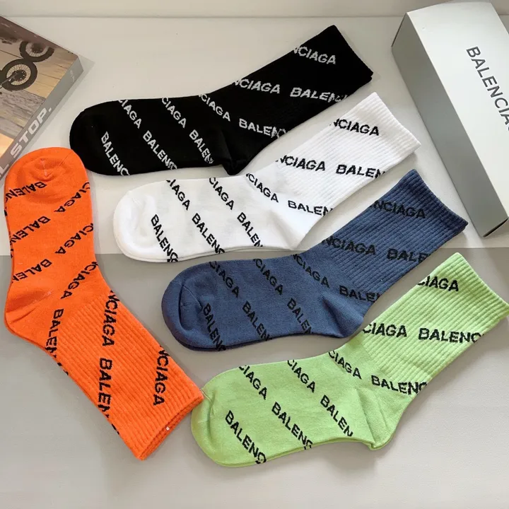 スーパーコピー バレンシアガ 靴下