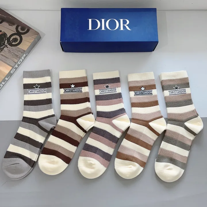 スーパーコピー ディオール 靴下