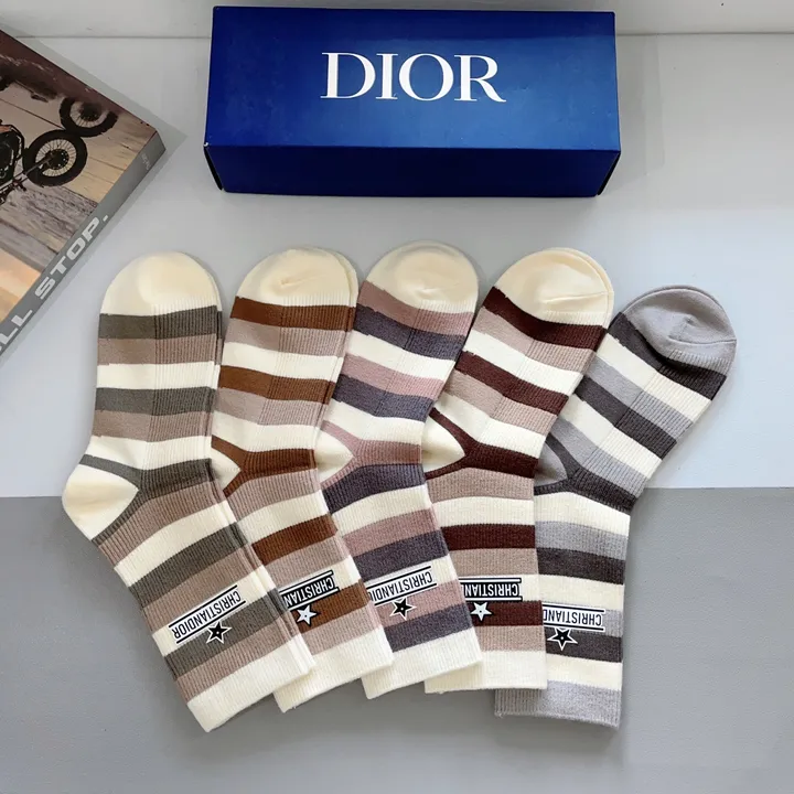 スーパーコピー ディオール 靴下
