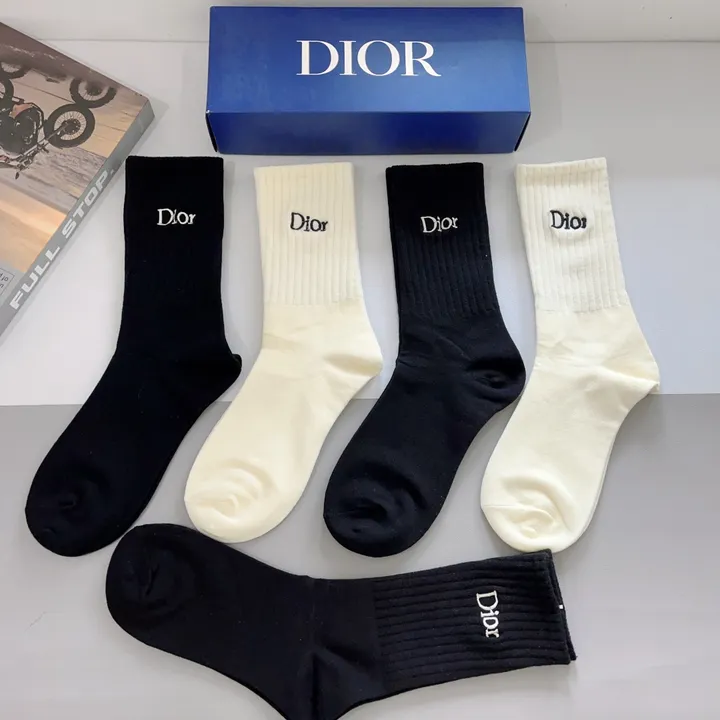 スーパーコピー ディオール 靴下
