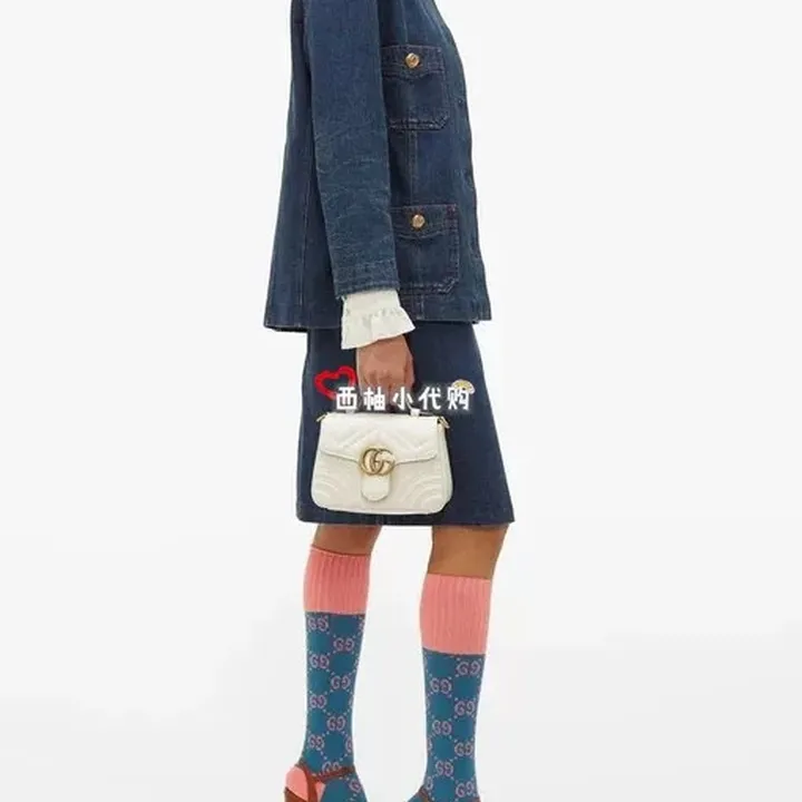 スーパーコピー グッチ 靴下