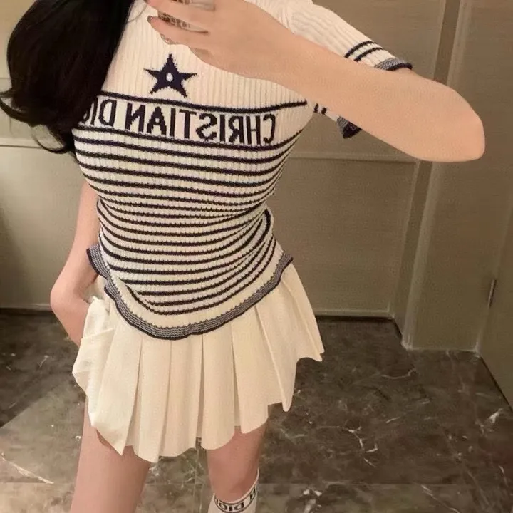 スーパーコピー ディオール 靴下