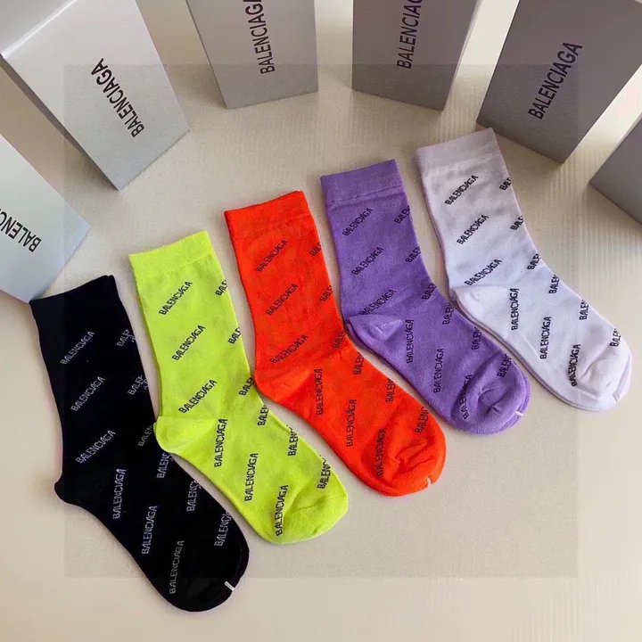 スーパーコピー バレンシアガ 靴下
