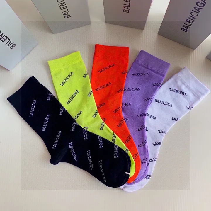 スーパーコピー バレンシアガ 靴下
