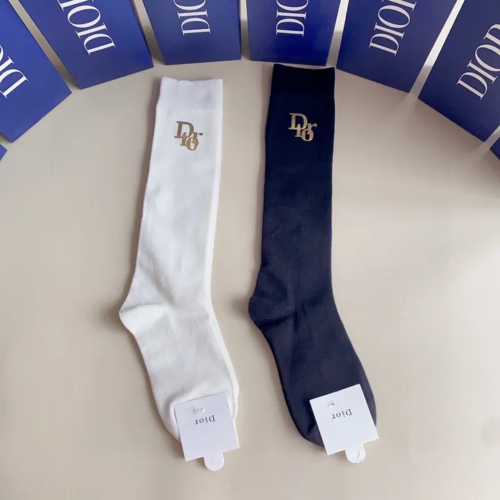 スーパーコピー ディオール 靴下
