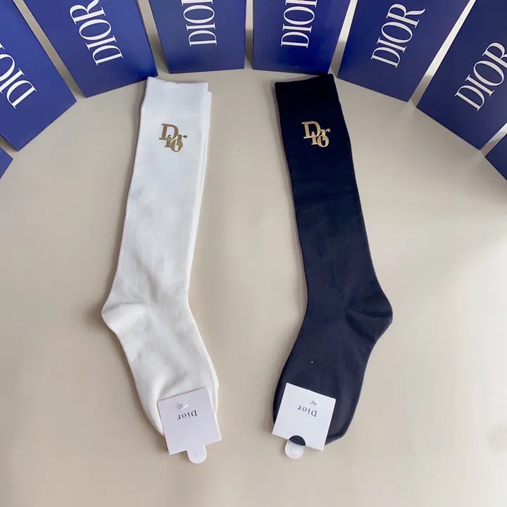 スーパーコピー ディオール 靴下