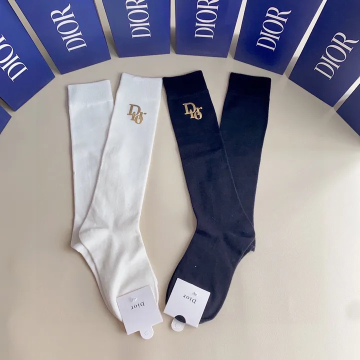 スーパーコピー ディオール 靴下