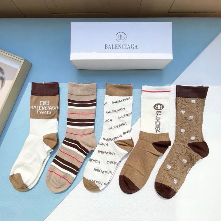 スーパーコピー バレンシアガ 靴下