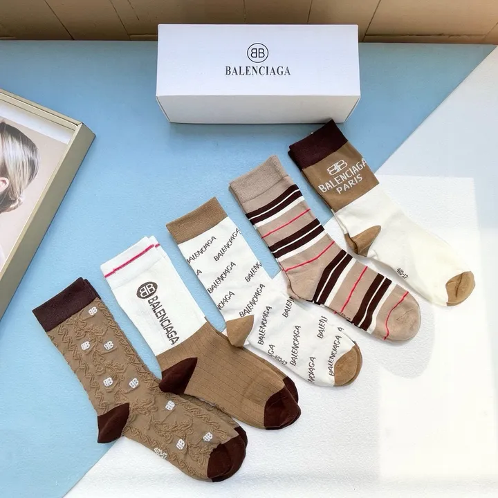 スーパーコピー バレンシアガ 靴下