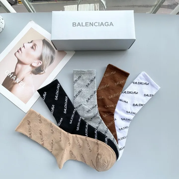スーパーコピー バレンシアガ 靴下