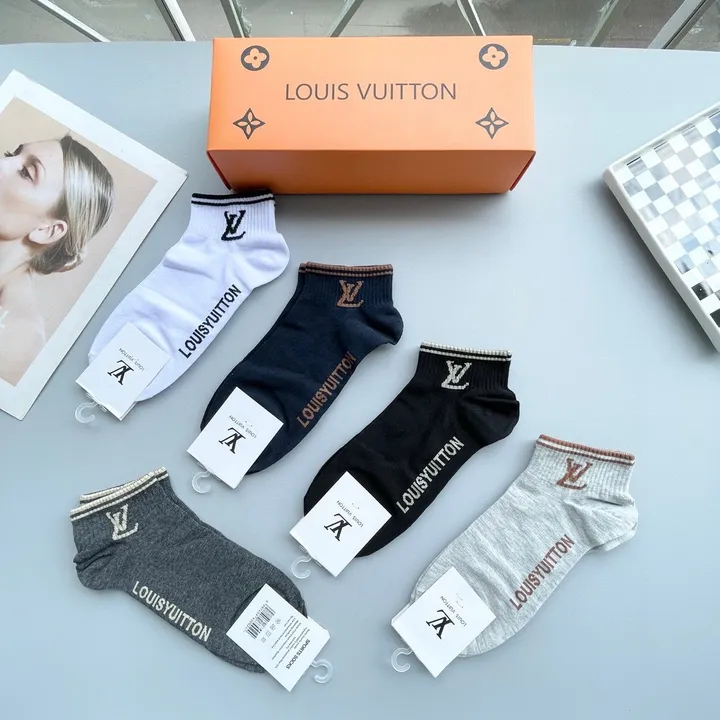 スーパーコピー ルイヴィトン 靴下