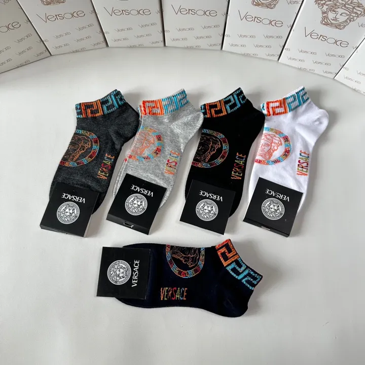 スーパーコピー ヴェルサーチ 靴下