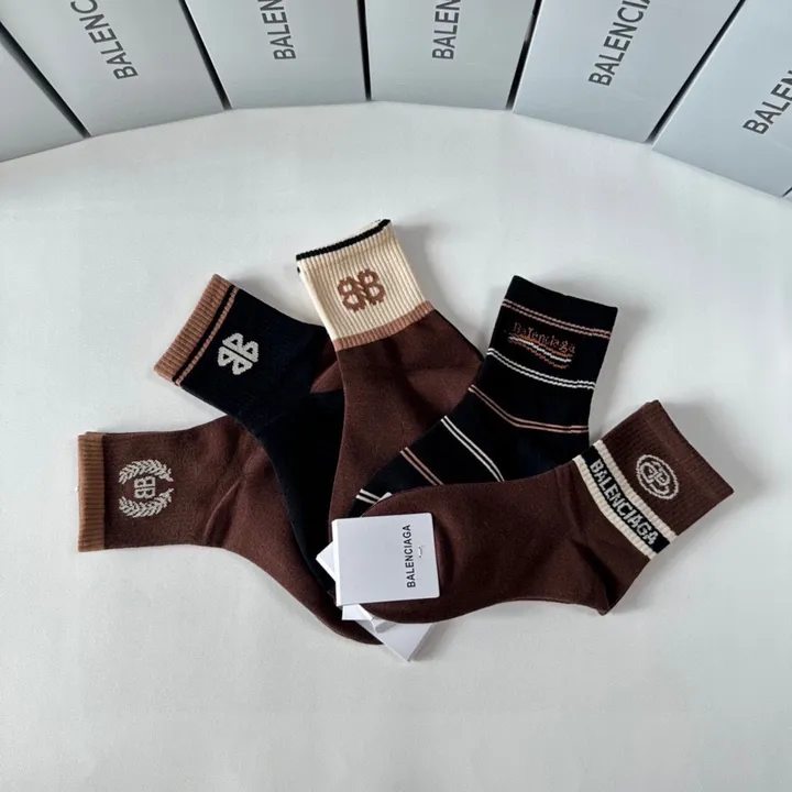 スーパーコピー バレンシアガ 靴下