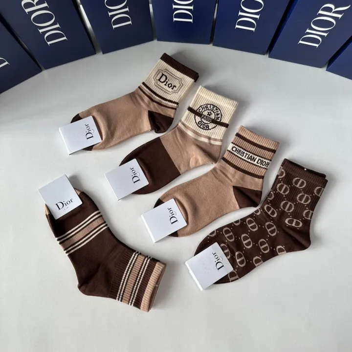 スーパーコピー ディオール 靴下