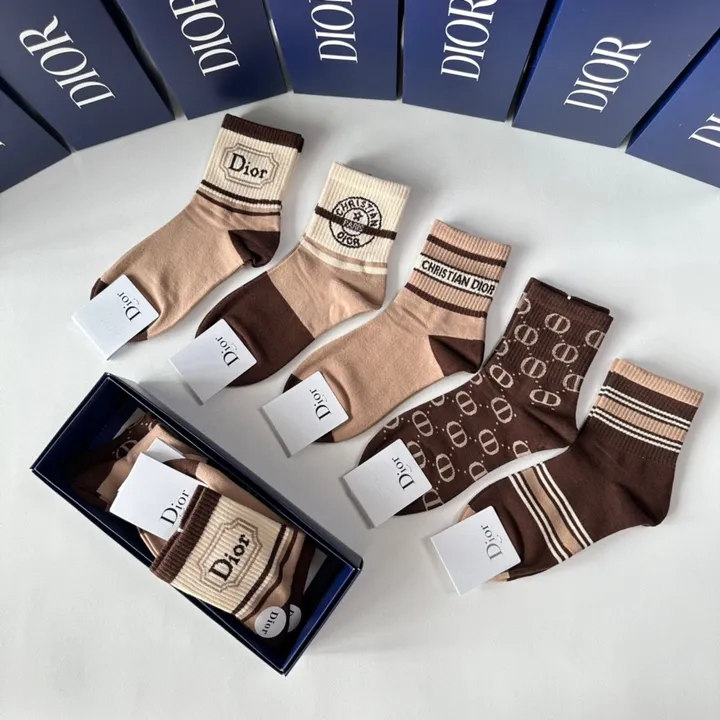 スーパーコピー ディオール 靴下