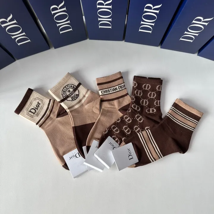 スーパーコピー ディオール 靴下