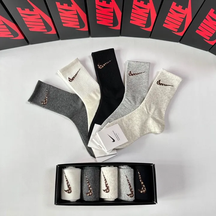 スーパーコピー ナイキ 靴下