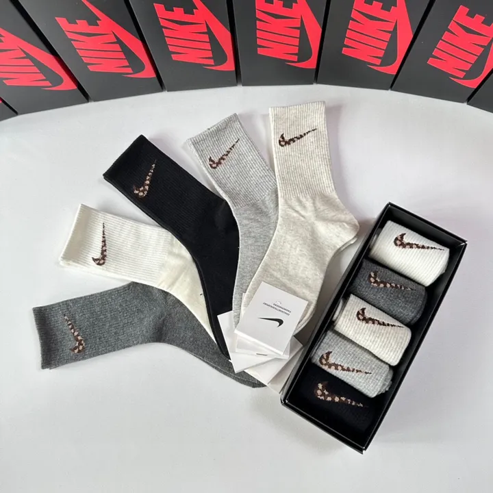 スーパーコピー ナイキ 靴下