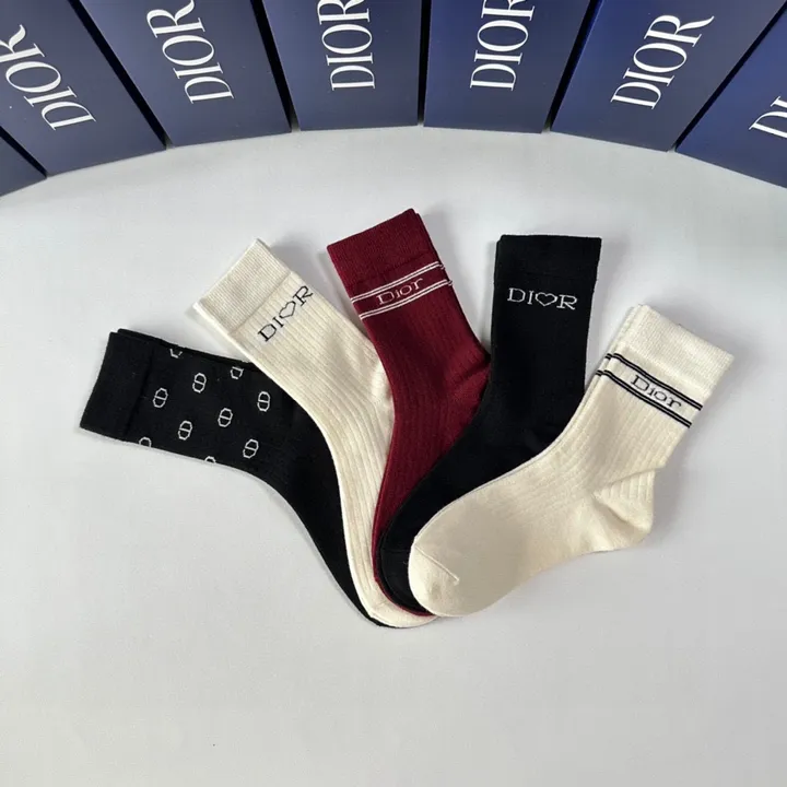 スーパーコピー ディオール 靴下