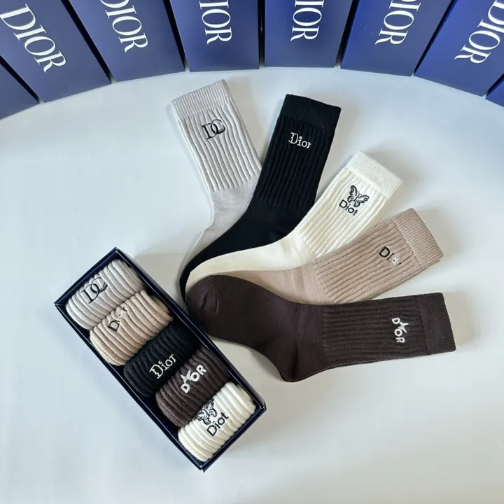 スーパーコピー ディオール 靴下