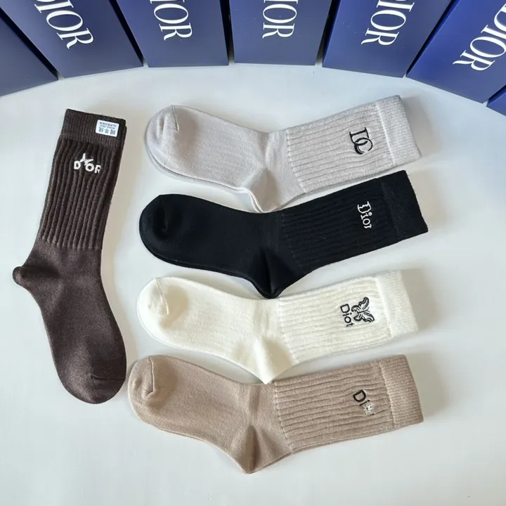 スーパーコピー ディオール 靴下