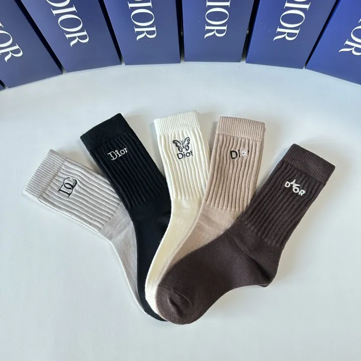 スーパーコピー ディオール 靴下