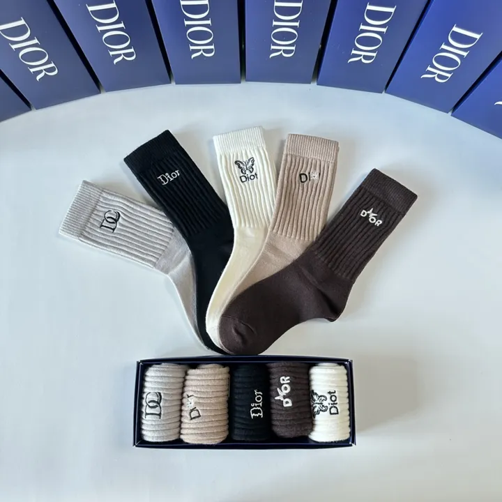 スーパーコピー ディオール 靴下